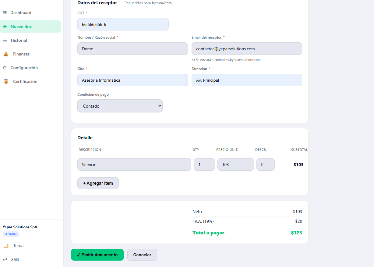 Detalle de ítems con cantidad, precio y descuento, y el resumen de neto, IVA y total